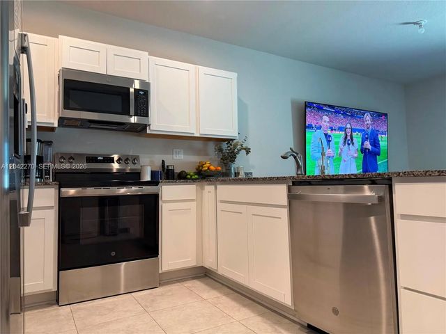 3 of 20 - 1057 Nw 5th Street, Florida City, FL