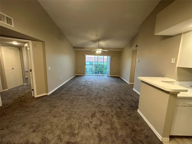 2 of 33 - 4199 N Haverhill Road #113, West Palm Beach, FL