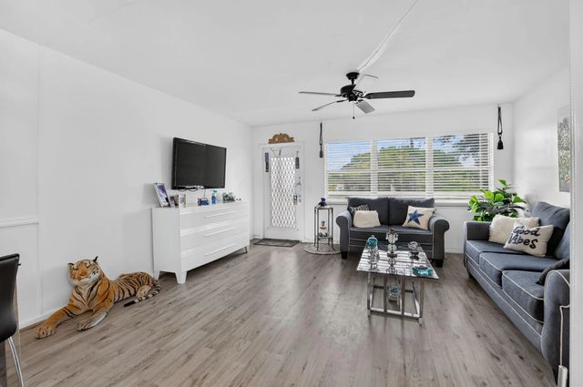 3 of 75 - 2020 Durham A, Deerfield Beach, FL