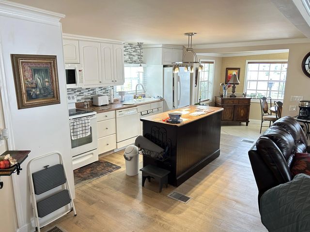 3 of 32 - 3348 Florida Street, Hollywood, FL