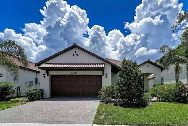 17228 Star Banks Street, Wimauma