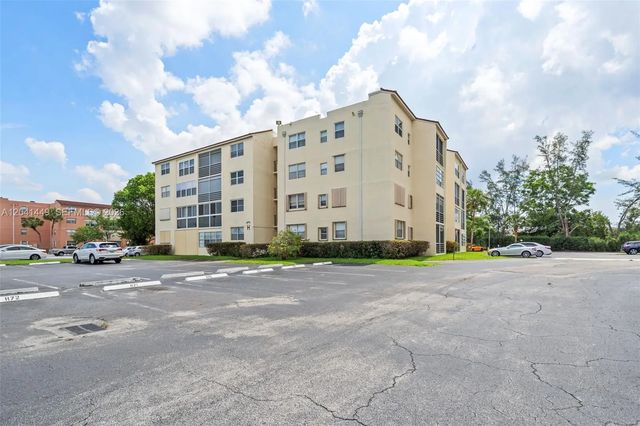 2 of 24 - 2871 Somerset Drive #102, Lauderdale Lakes, FL