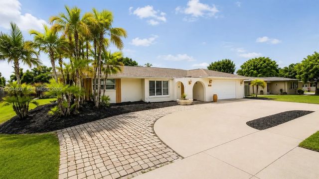 4 of 43 - 4708 Orange Grove Boulevard, North Fort Myers, FL