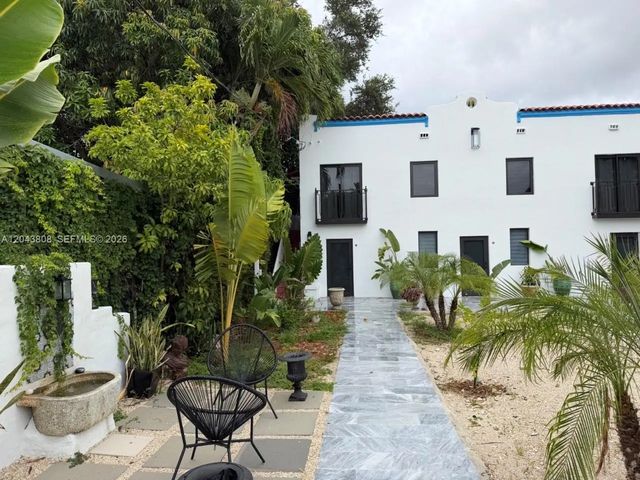 3 of 39 - 2134 Sw 11th Street, Miami, FL