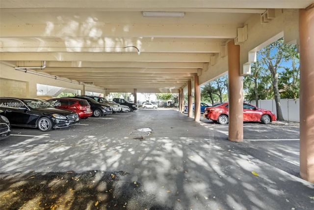 2 of 17 - 5595 Orange Drive #101, Davie, FL