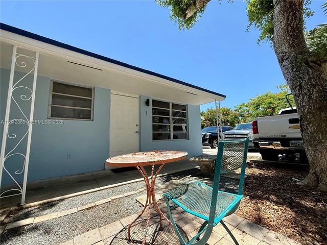 4 of 25 - 1417 Ne 5th Avenue, Fort Lauderdale, FL