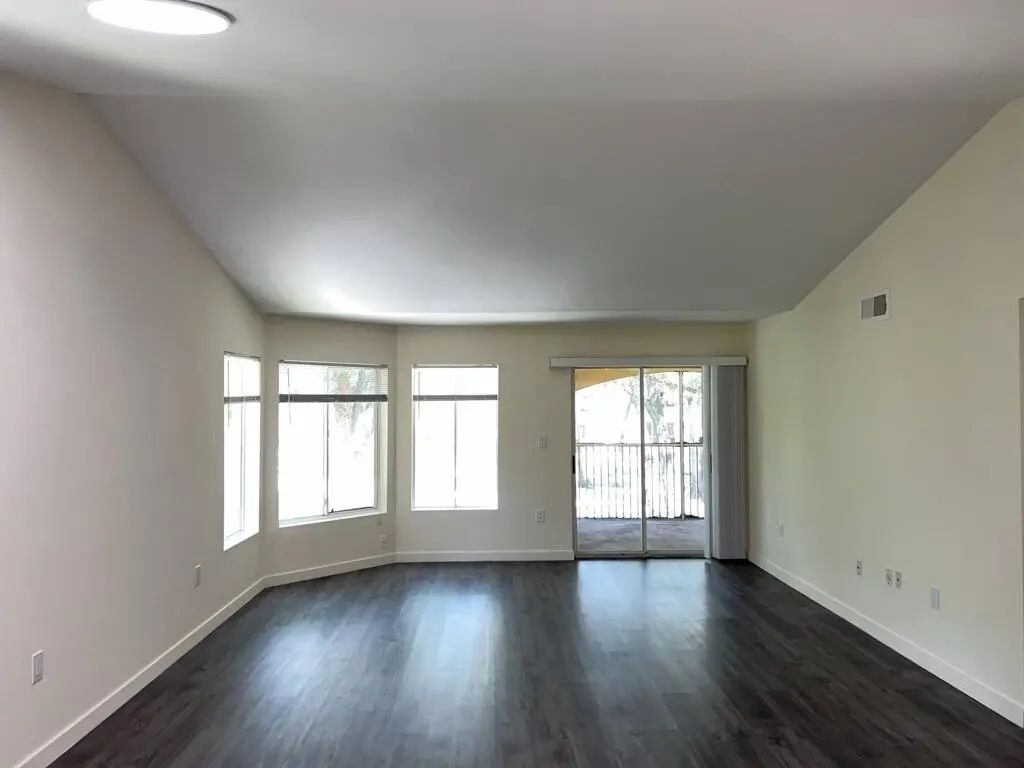 2350 Nw 33rd Street #807, Oakland Park