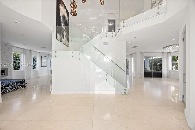 5 of 41 - 12235 Sw 121st Terrace, Miami, FL