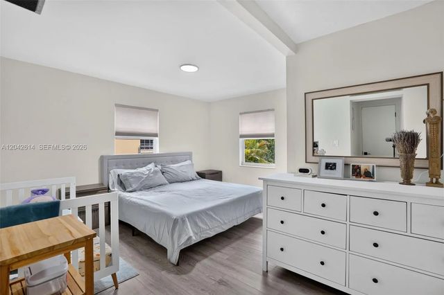 4 of 41 - 2446 Mckinley Street, Hollywood, FL