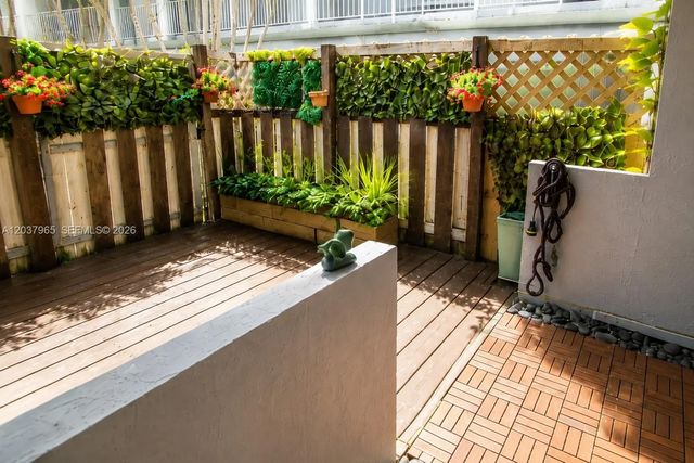 4600 Sw 67th Avenue #127, Miami