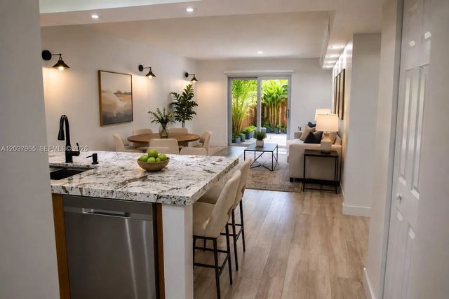5 of 22 - 4600 Sw 67th Avenue #127, Miami, FL