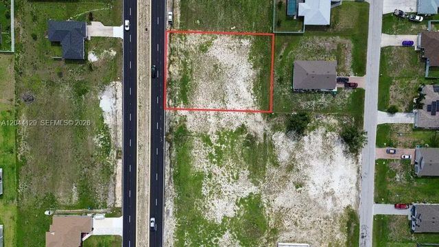 317 E Diplomat Parkway, Cape Coral