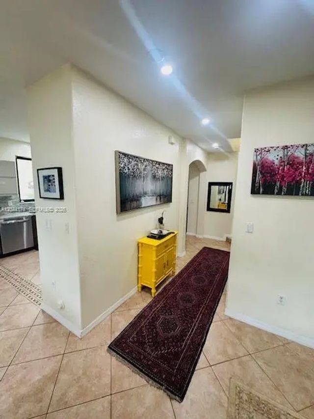 4 of 19 - 4318 Nw 113th Place, Doral, FL
