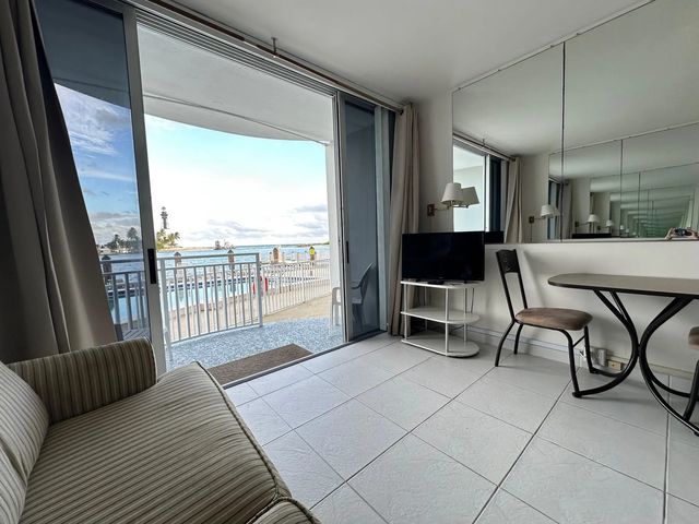 5 of 19 - 2508 Bay Drive #110, Pompano Beach, FL
