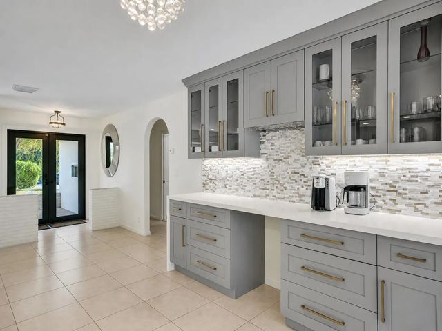 4 of 85 - 5251 Ne 26th Avenue, Fort Lauderdale, FL