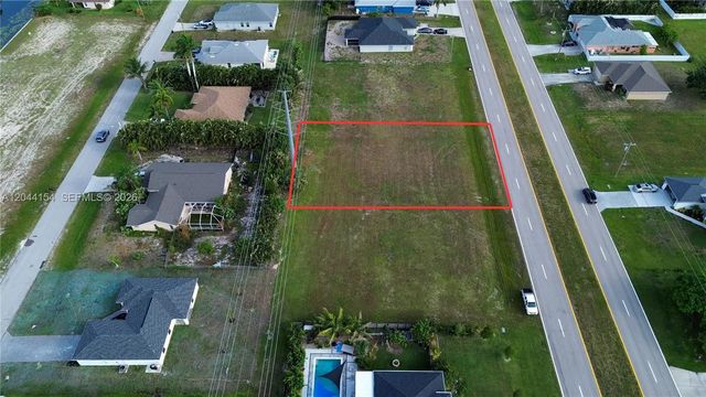 225 N El Dorado Boulevard, Cape Coral