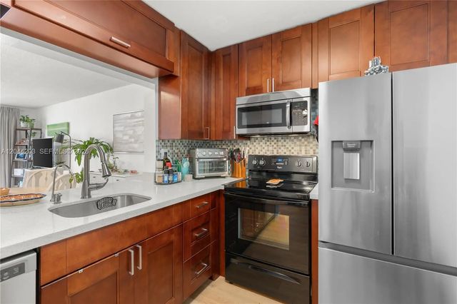 2 of 15 - 4161 Nw 90th Avenue #206, Coral Springs, FL
