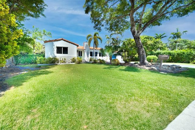 2 of 54 - 10690 Ne 11th Court, Miami Shores, FL
