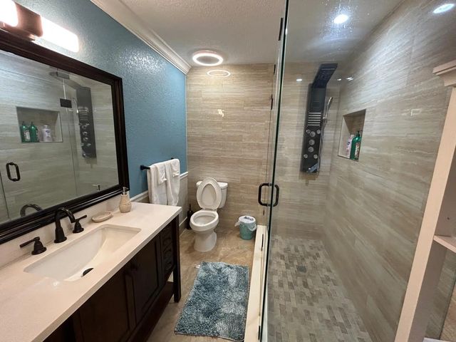 7526 Sw 7th Court, North Lauderdale