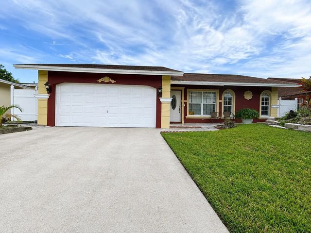 2 of 26 - 7526 Sw 7th Court, North Lauderdale, FL