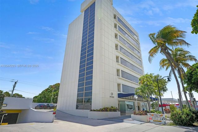 4 of 27 - 2150 Sw 22nd Street #7a, Miami, FL