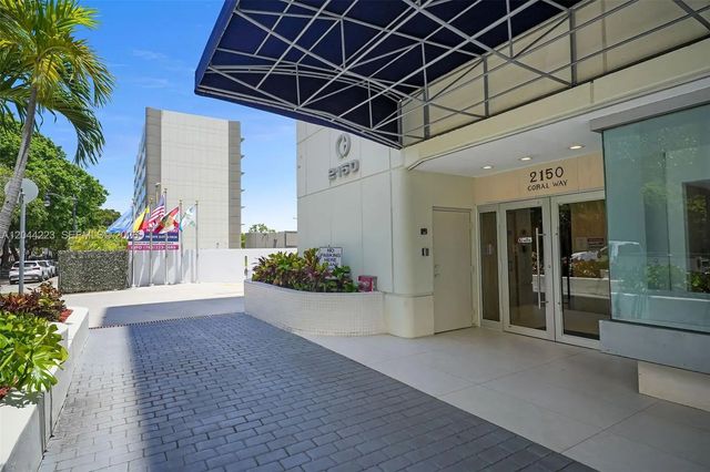 5 of 27 - 2150 Sw 22nd Street #7a, Miami, FL