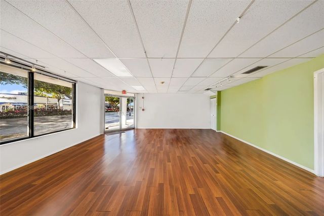 5 of 25 - 1235 Sw 22nd Street, Miami, FL
