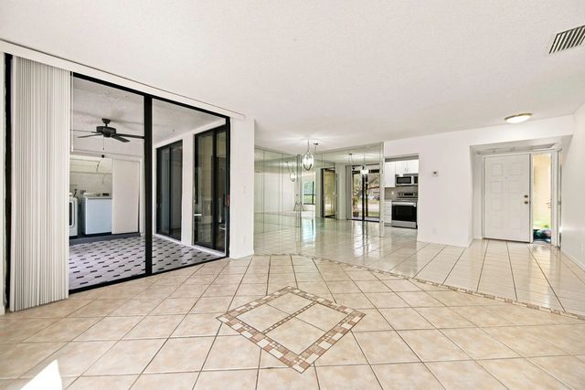 4 of 26 - 2662 Carambola Circle N, Coconut Creek, FL