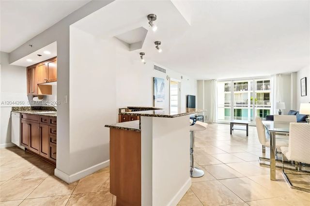 5 of 42 - 6917 Collins Avenue #1012, Miami Beach, FL