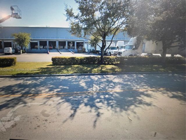 4 of 29 - 10871 Nw 122nd Street #30, Medley, FL