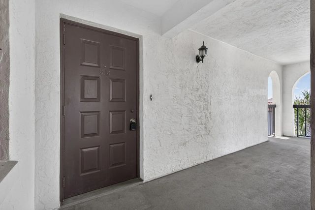 3 of 51 - 313 Lake Circle #316, North Palm Beach, FL