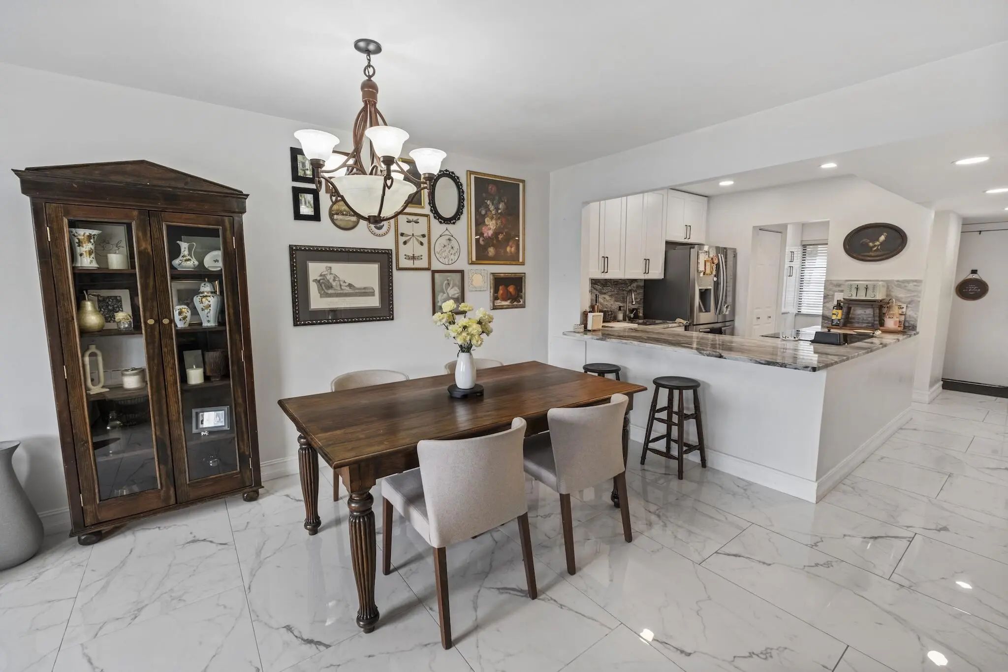 1021 Mockingbird Lane #211, Plantation