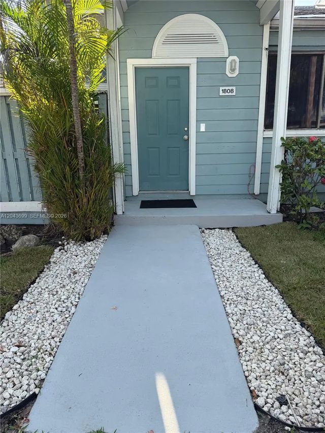 2 of 28 - 1808 Runners Way #1808, North Lauderdale, FL