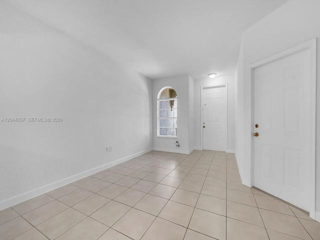 5 of 37 - 2482 Se 15th Court, Homestead, FL