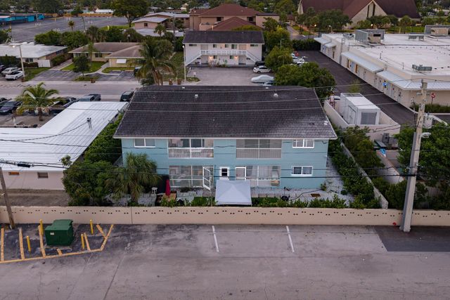 3 of 14 - 1001 Se 3rd Street, Deerfield Beach, FL