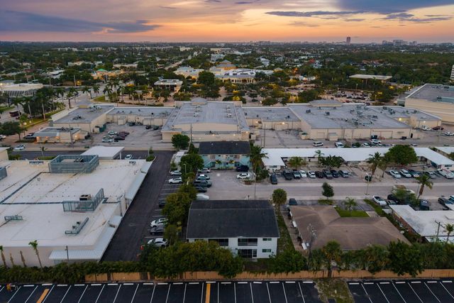 5 of 14 - 1001 Se 3rd Street, Deerfield Beach, FL