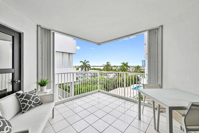 4 of 15 - 2860 S Ocean Boulevard #511, Palm Beach, FL