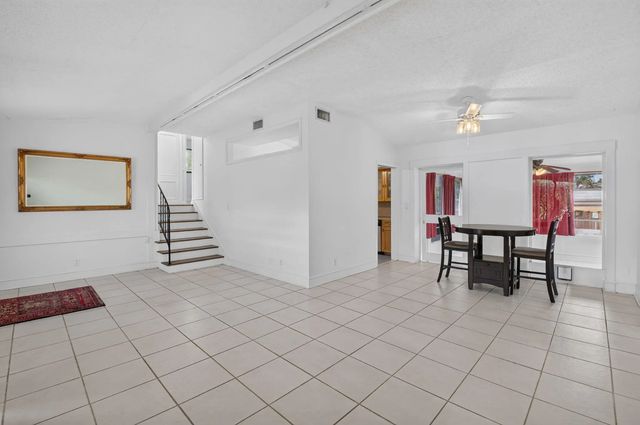 4 of 18 - 424 Nw 12th Avenue, Boca Raton, FL