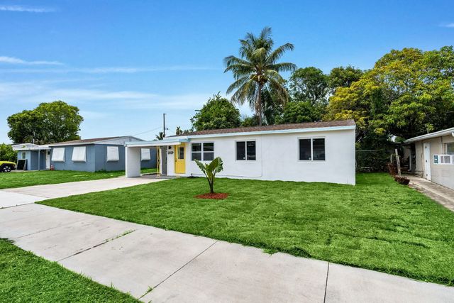 3 of 25 - 2029 Ardmore Road, West Palm Beach, FL