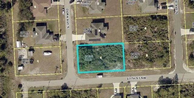 1607 Dora Avenue S, Lehigh Acres