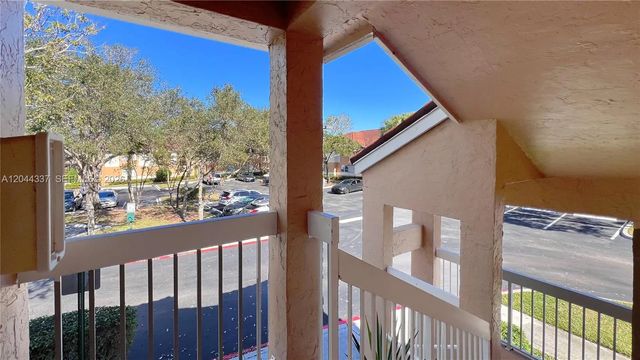 2 of 29 - 757 Nw 92nd Avenue #757, Plantation, FL