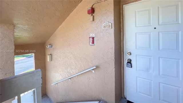 4 of 29 - 757 Nw 92nd Avenue #757, Plantation, FL