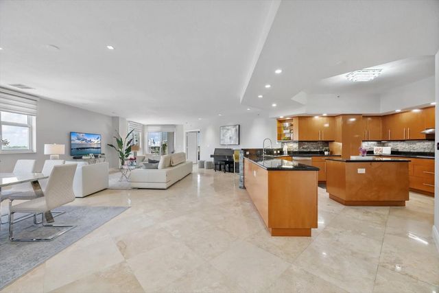 4 of 60 - 615 Bayshore Drive #603, Fort Lauderdale, FL