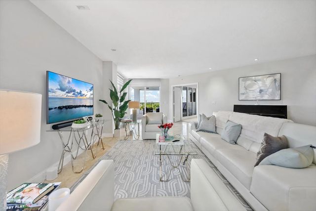 5 of 60 - 615 Bayshore Drive #603, Fort Lauderdale, FL