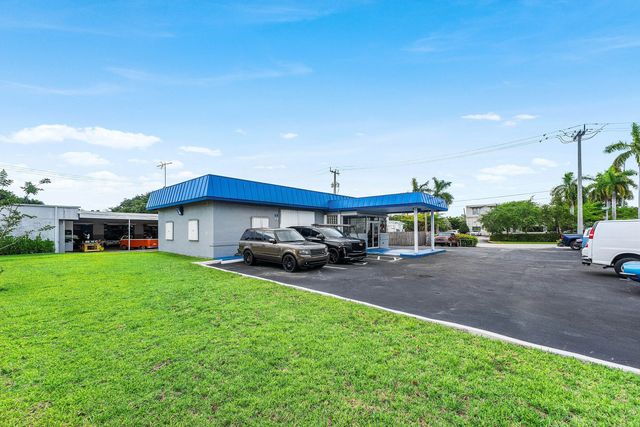 5 of 59 - 3400 N Federal Highway, Lighthouse Point, FL