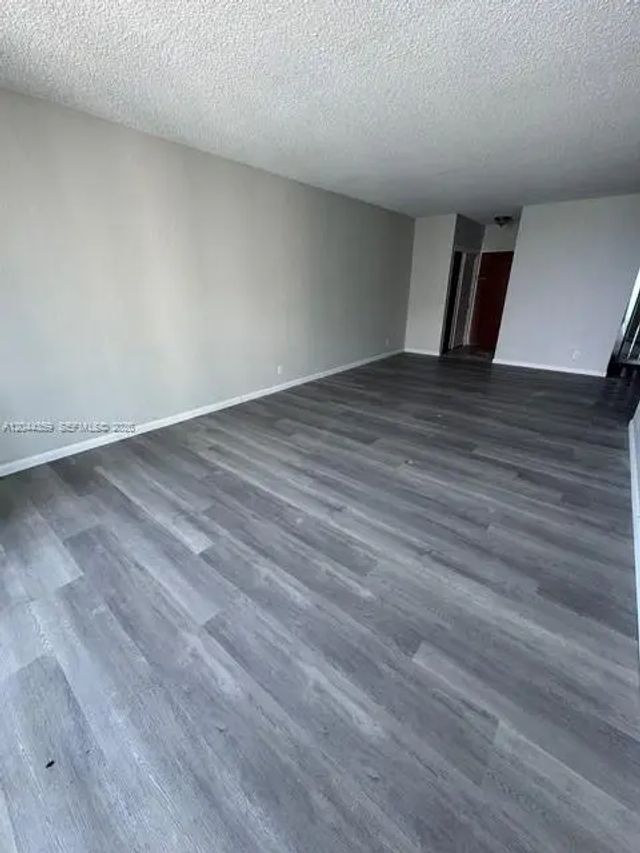 4 of 16 - 3901 S Ocean Drive #10x, Hollywood, FL