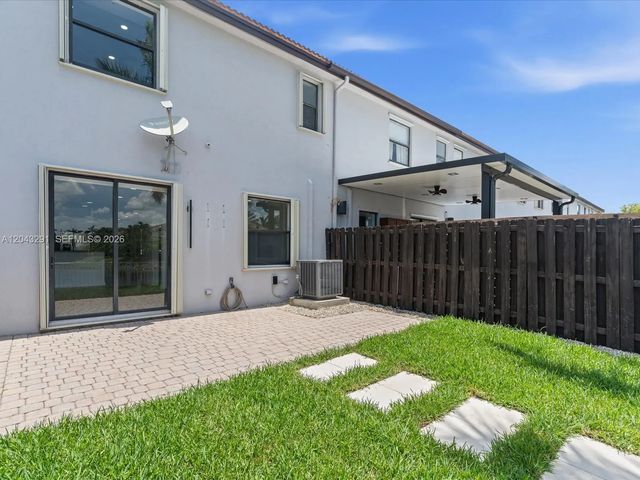2 of 45 - 11628 Nw 87th Lane #11628, Doral, FL