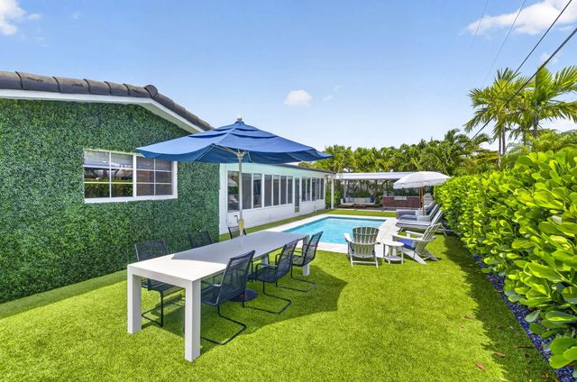 2917 Ne 35th Court, Lighthouse Point