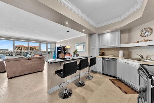 5 of 20 - 3111 N Ocean Drive #904, Hollywood, FL