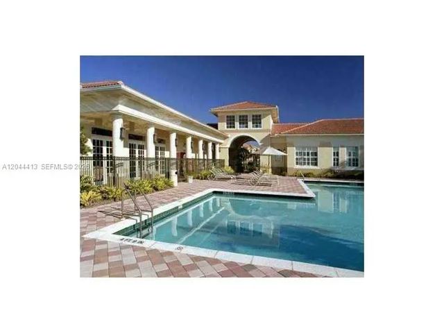 4 of 18 - 2464 Centergate Drive #101, Miramar, FL